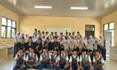 MOMEN BERHARGA! Foto Kenang-kenangan Kelas 9 SMP Islam Al Muttaqin Sebelum Wisuda