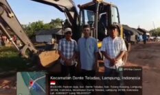 MENDADAK BERTINDAK! excavator Turun Perbaiki “Jalan Kobangan Babi” yang Viral, Warga Curiga Hanya untuk Tutup Malu