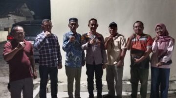 LAPORAN PENGELOLA DANA SWADAYA PERBAIKAN JALAN: TERKUMPUL RP 64 JUTA LEBIH, TRANSPARAN DIPUBLIKASIKAN LEWAT GRUP WHATSAPP